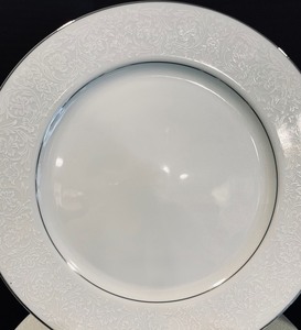 lot 127 image: Vintage Satin Song China by Grace