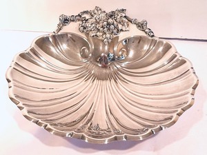 lot 174 image: Silver Plated Sensations - Variety of Silver Plated Items