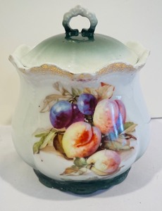 lot 199 image: 2 Vintage Porcelain Covered Dishes