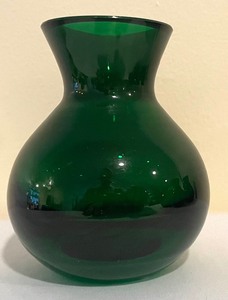 lot 324 image: 9 Crate & Barrel Deep Green Bud Vases