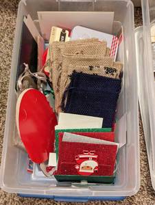 lot 285 image: Wrap, Tags and Storage Containers