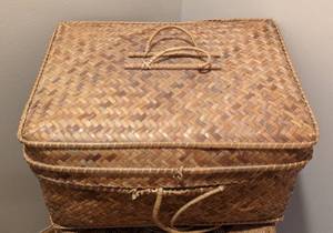 lot 289 image: Pair of Large Woven Baskets