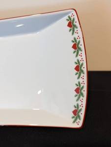 lot 290 image: Porsgrund Hearts and Pines Rectangular Serving Plate