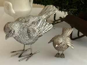 lot 97 image: Charming Bird Themed Decorative Items
