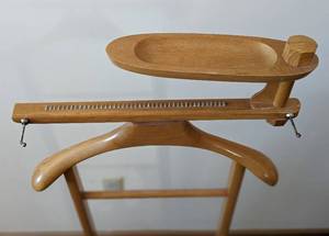 lot 436 image: Vintage Wood Clothing Valet