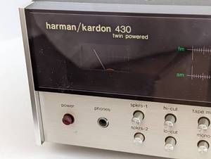 lot 440 image: Harmon Kardon 430 Receiver