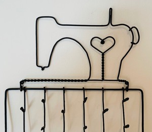 lot 414 image: Darling Metal Wall Mount Thread and Bobbin Holder