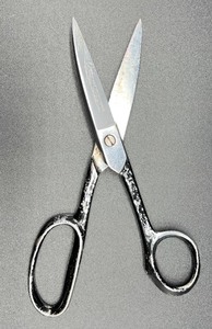 lot 215 image: Dont Run with Scissors Wiss, Salm, Clauss and Cross