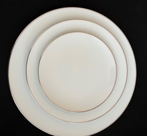 lot 237 image: Noritake Fremont China Dish Set