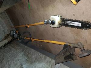 lot 1789 image: Ryobi Gas Line TrimmerEdger with Ryobi Expand-It 10 Pole Saw Attachment