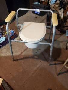lot 1953 image: Invacare Portable Medical Toilet