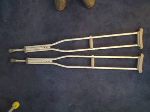 lot 1956 image: Lot of (One Pair) Aluminum Medical Crutches