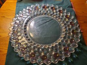 lot 1904 image: Bubble Glass Decorative Plate