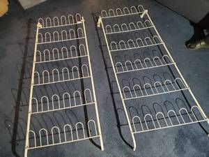 lot 1820 image: Lot of (2) 5 Shoe Racks 6-tier