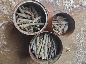 lot 1836 image: Lot of (3 Cans) Wheel Weights