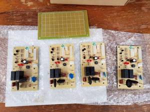 lot 1979 image: Lot of (4) Computer Control Boards