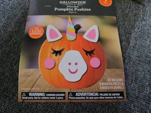 case of 12 new halloween wooden pum...