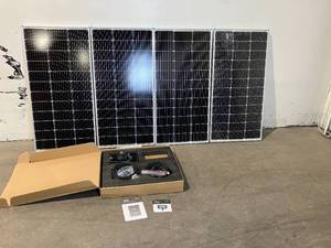 lot 44 image: Renogy 400 Watt 12 Volt Premium Bluetooth Solar Power System