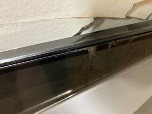 lot 100 image: Lot of Two Broken Samsung TVs