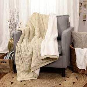 lot 10 image: Life Comfort Cable Knit Throw  BeigeOatmeal