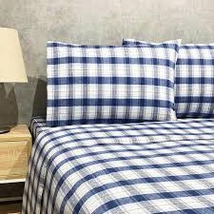 lot 22 image: Portuguese Flannel 4-piece Sheet Sets