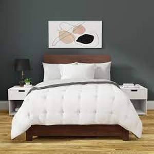 lot 50 image: Serenity By Tempur-Pedic Cool Softness Comforter, White  King