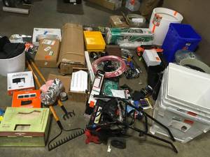 Mix lot of Housewares Items and Home decor, Customer returns, Review all pictures