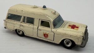 Vintage Matchbox King Size No. K-6 Ambulance