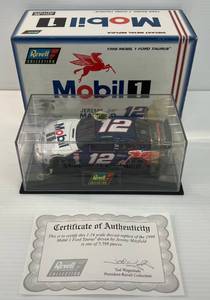 1998 Revell Collection 124 Scale Diecast Replica Mobel 1 Jermy Wayfield Nascar