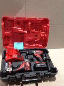 MilwaukeeM18 FUEL 18V Lithium-Ion Brushless Cordless Hammer Drill and Impact Driver Combo Kit (2-Tool) with 2 Batteries customer return review pictures