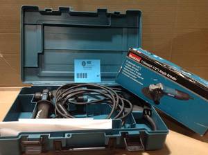 Lot of assorted Makita Tools various models customer returns review pictures