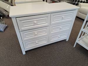 lot 191 image: Suitebebe Baby Dresser 6-drawer