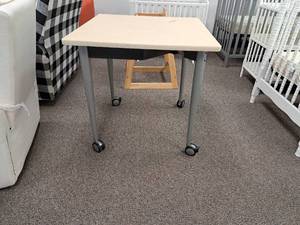 lot 204 image: Wood-TopMetal Rolling Table