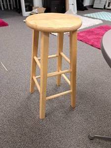 lot 214 image: 30 Wooden Bar Stool