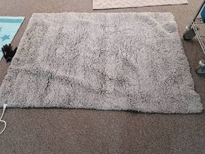 lot 248 image: Green Plush Area Rug 6x4