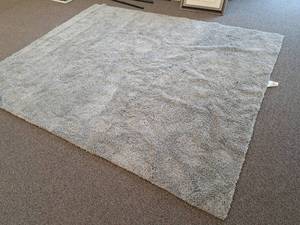lot 243 image: Grey Area Rug 12x10
