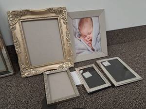 lot 270 image: Lot of (5) Metal Picture Frames