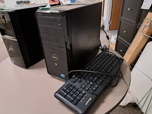 lot 66 image: Dell Vostra Desktop Computer - PC, Dell 19 Monitor, USB Keyboard and Mouse