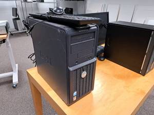 lot 76 image: Dell Optiplex 210L Desktop Computer - PC, Keyboard and Mouse