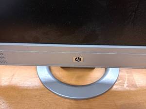 lot 88 image: HP VS19e 19 Monitor (for parts only)