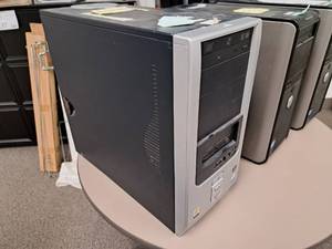 lot 94 image: HP Pavilion d46504 Desktop Computer (for parts only)
