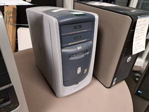 lot 95 image: HP Pavilion 542 Desktop Computer (for parts only)