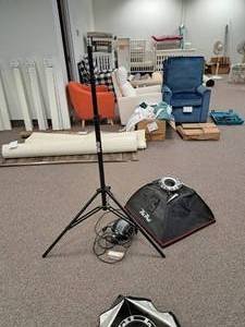 lot 21 image: Lot of  Vu-Pro Commercial Lighting System - Light Reflector Hood, Professional Quartz Light, System Pro Deluxe Light Stand
