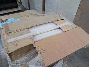 lot 828 image: Lot of (2 Boxes) Clip Strip Corp Posi-lok Clip Strips 500-count