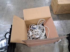 lot 826 image: Lot of (1 Box) Misc. Power Cords