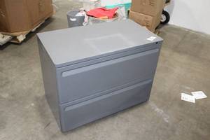 lot 430 image: Metal Lateral File Cabinet 2-drawer