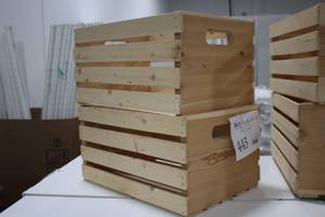 lot 443 image: Lot of (2) Pine Crates