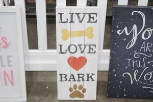 lot 503 image: Live Love Bark Wall Decor