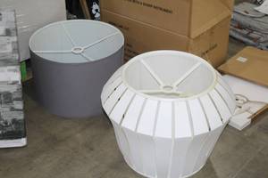 lot 510 image: Lot of (2) Lamp Shades