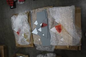 lot 527 image: Lot of (3) Mountain theme Wall Shelves
